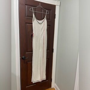 Gorgeous Mac Duggal full length dress.  Size 8.  New with return tags.